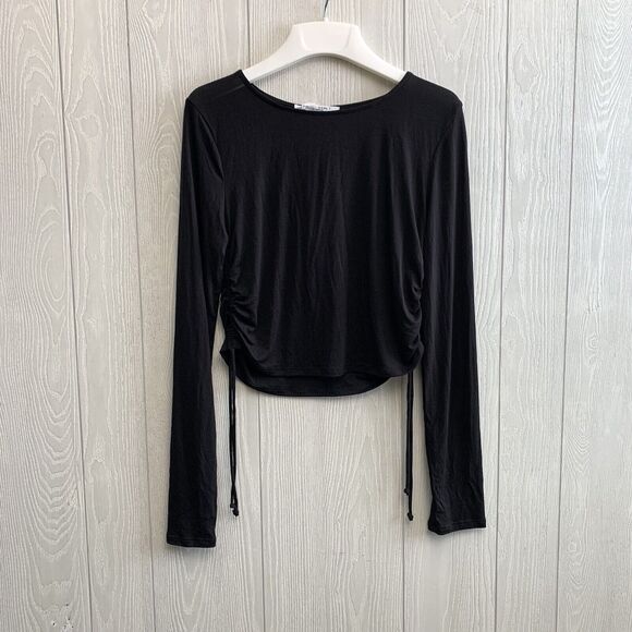 Project Social T Aubrey Ruched Side Long Sleeve Top Black Size Medium NWT - Picture 2 of 6